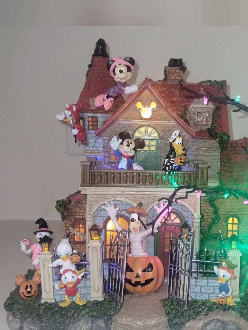 🎃 Disney Halloween Haunted Party House with Lights & Music Costco exclusive